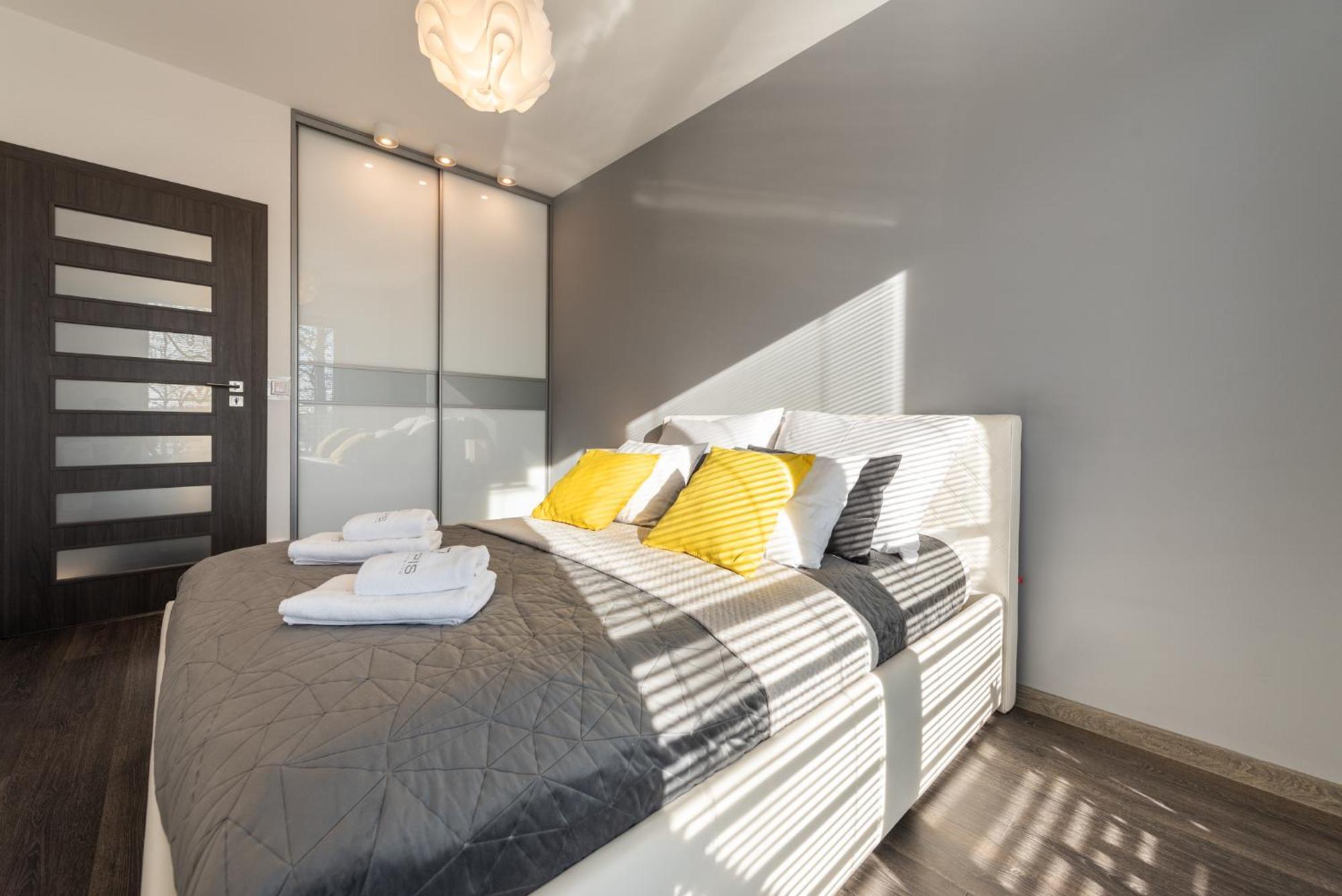 Apartamenty Tespis - Francuska Atal Park II Katoviçe Dış mekan fotoğraf