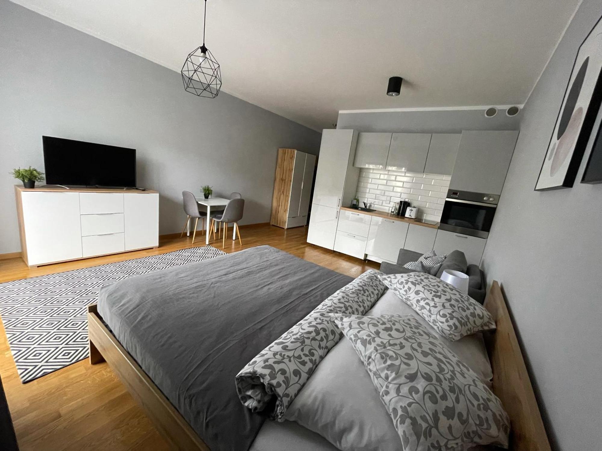 Apartamenty Tespis - Francuska Atal Park II Katoviçe Dış mekan fotoğraf