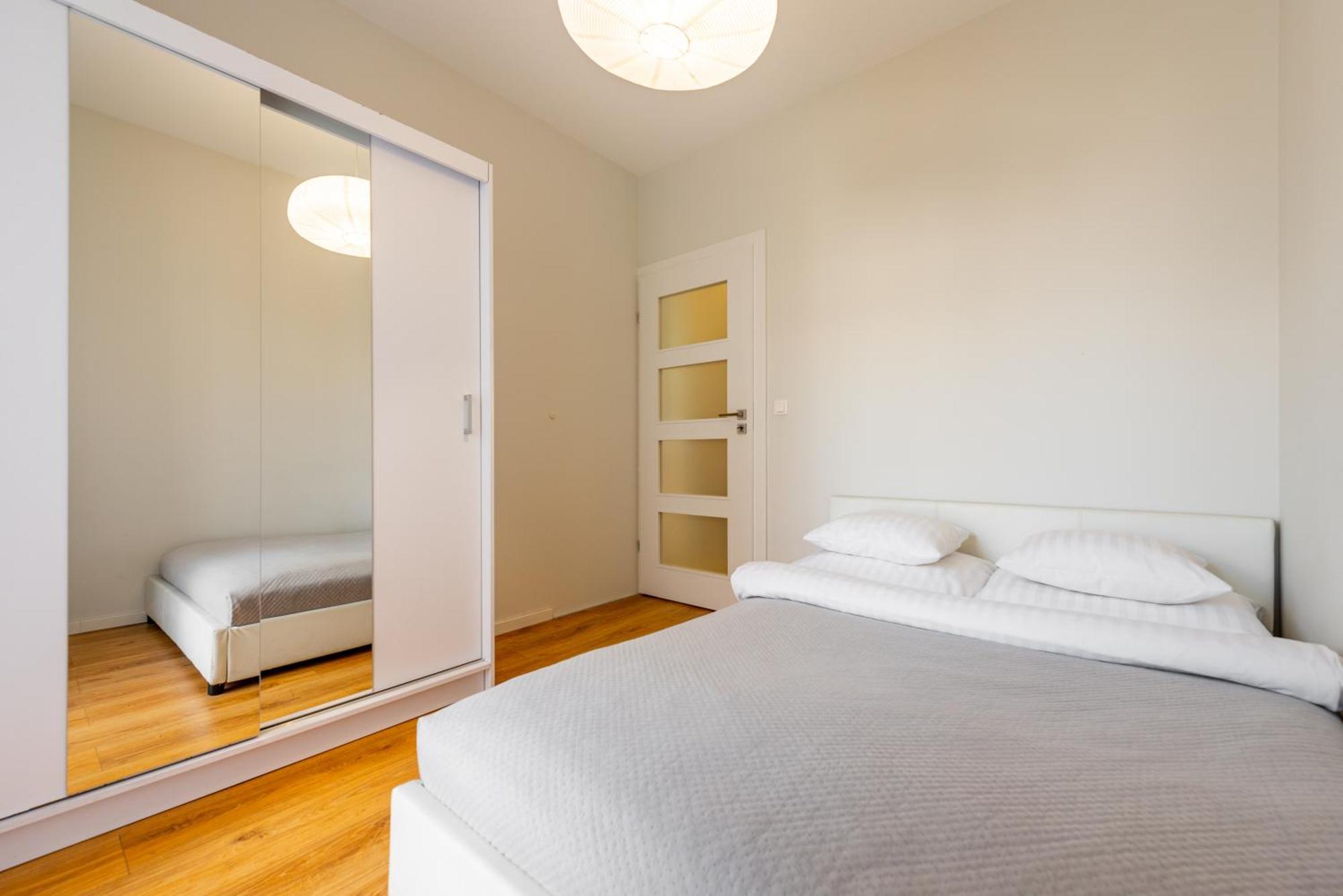 Apartamenty Tespis - Francuska Atal Park II Katoviçe Dış mekan fotoğraf